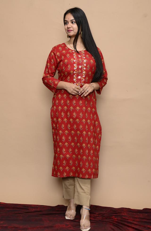 Maroon Printed Kurti With Yoke Design