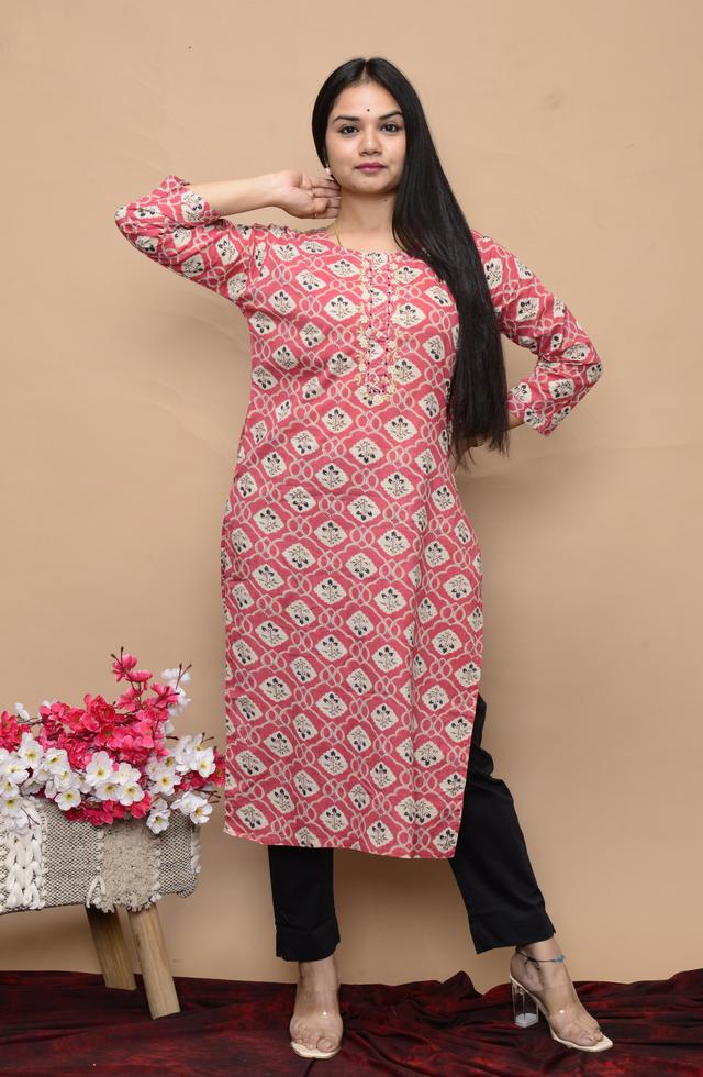 Women Bold Kurti With Zardozi Work