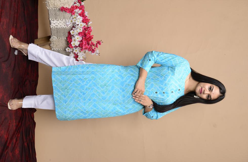 Printed Pleated Straight Kurta