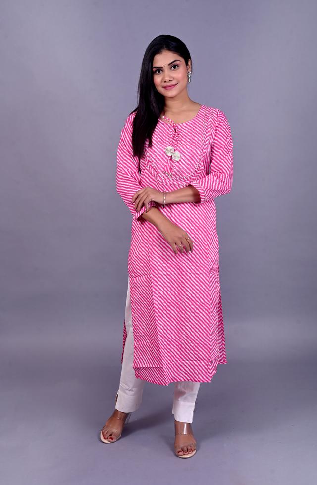 Lehariya Kurti In Pink