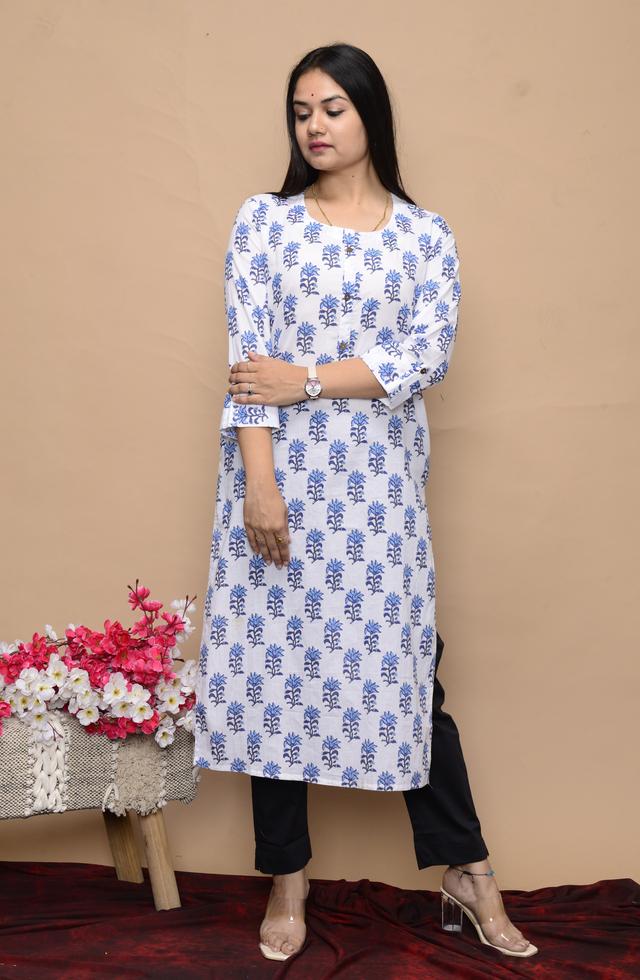 Women Plain Printed Kurti In Off White