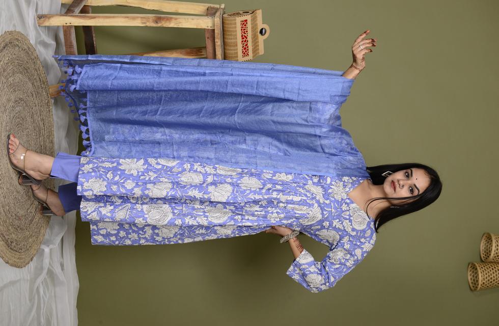 Dazzling Zarine Khan Beige&Black Wedding Anarkali Suit