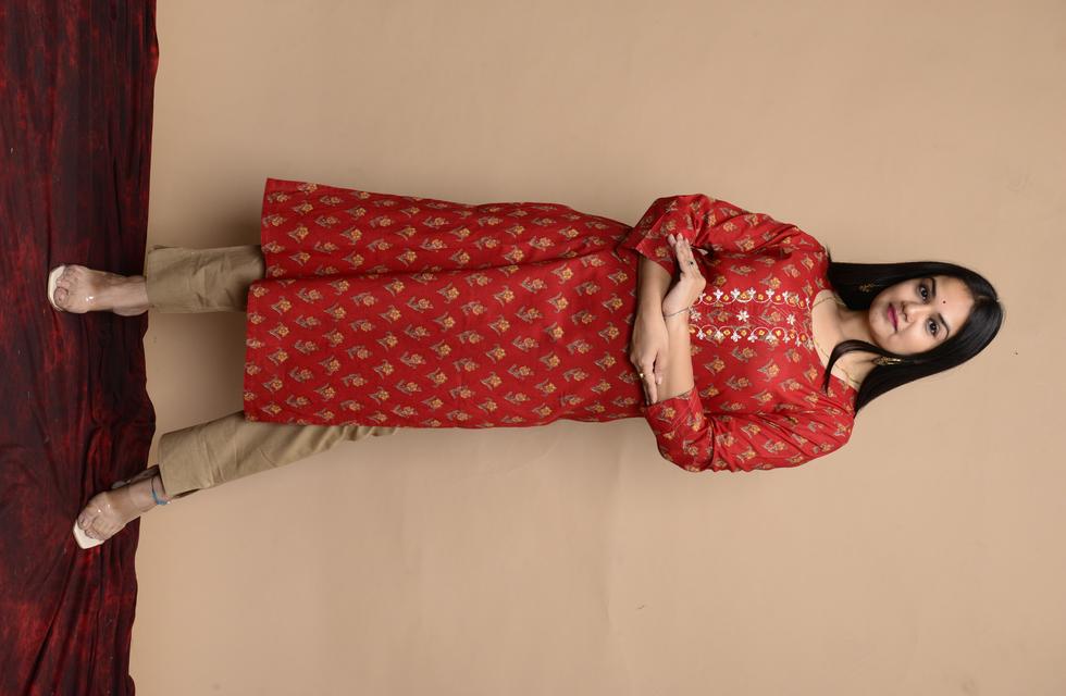 Maroon Printed Kurti With Yoke Design