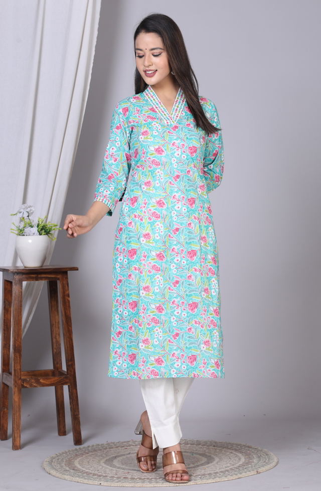 Appealing Long Kurti