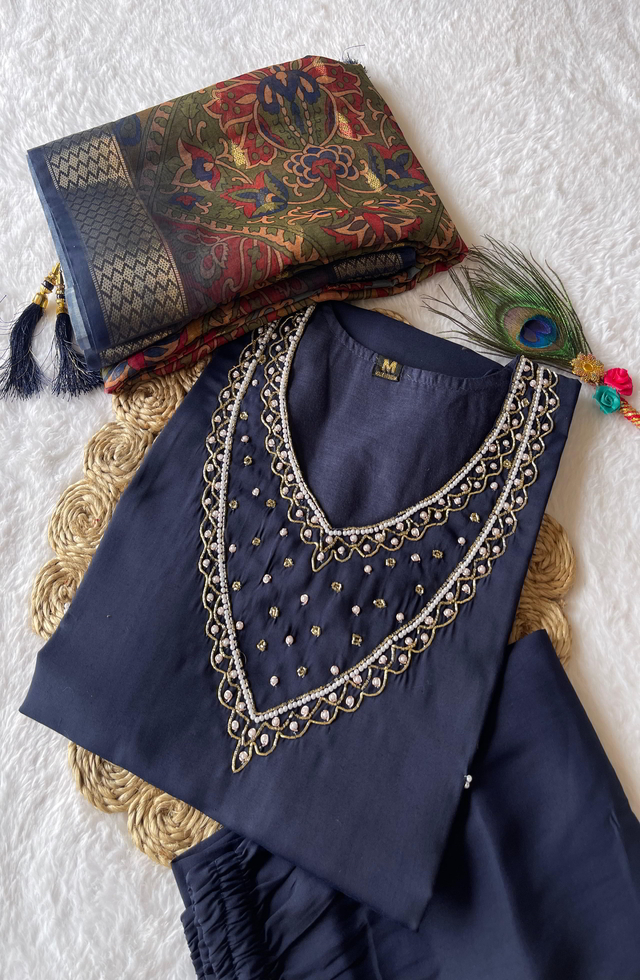 Decent Suit Set For Women