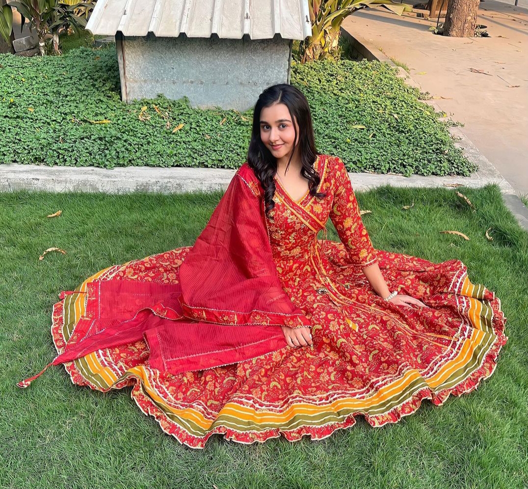 MUNIRA KUDRATI