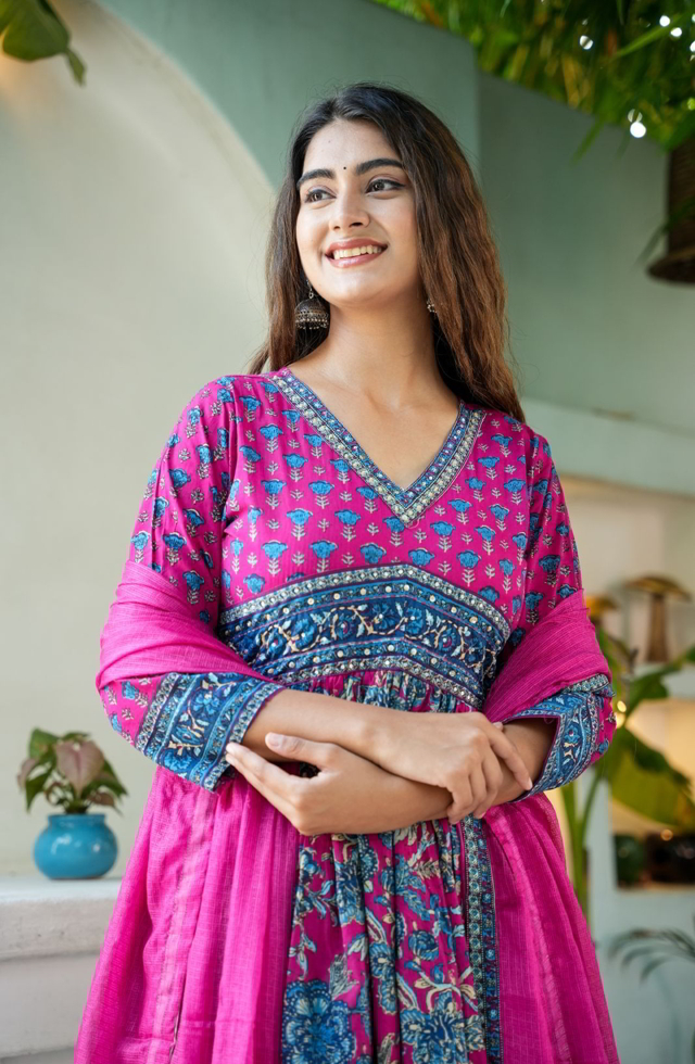 Trendy Anarkali Suit Set In Hot Pink