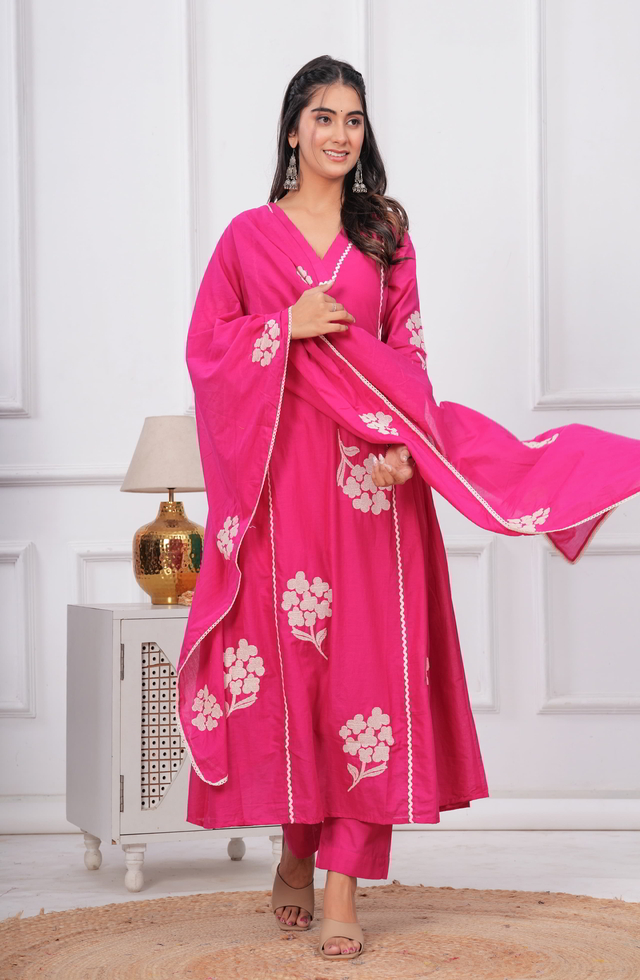 Beautiful Anarkali Suit Set For Women