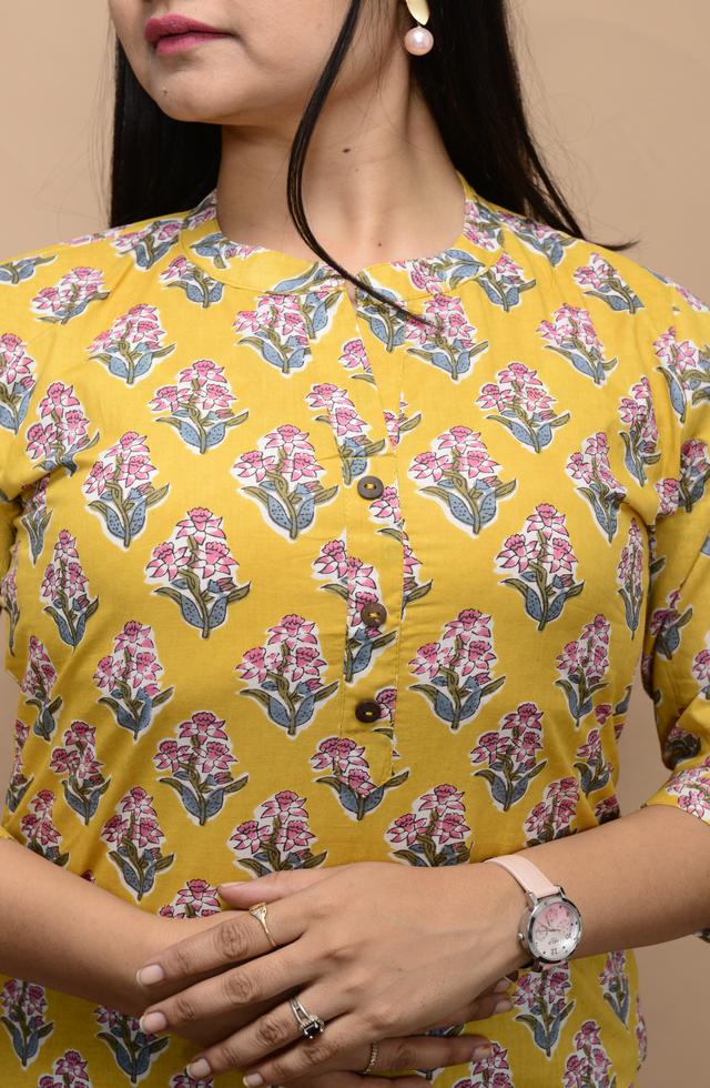 Motifs Printed Short Kurti