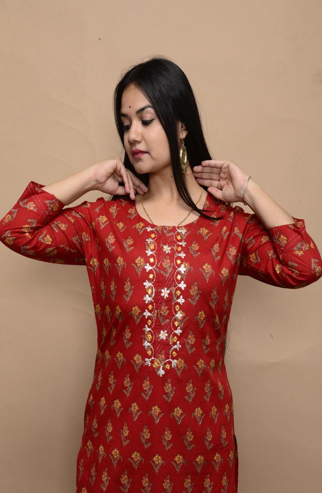 Maroon Printed Kurti With Yoke Design
