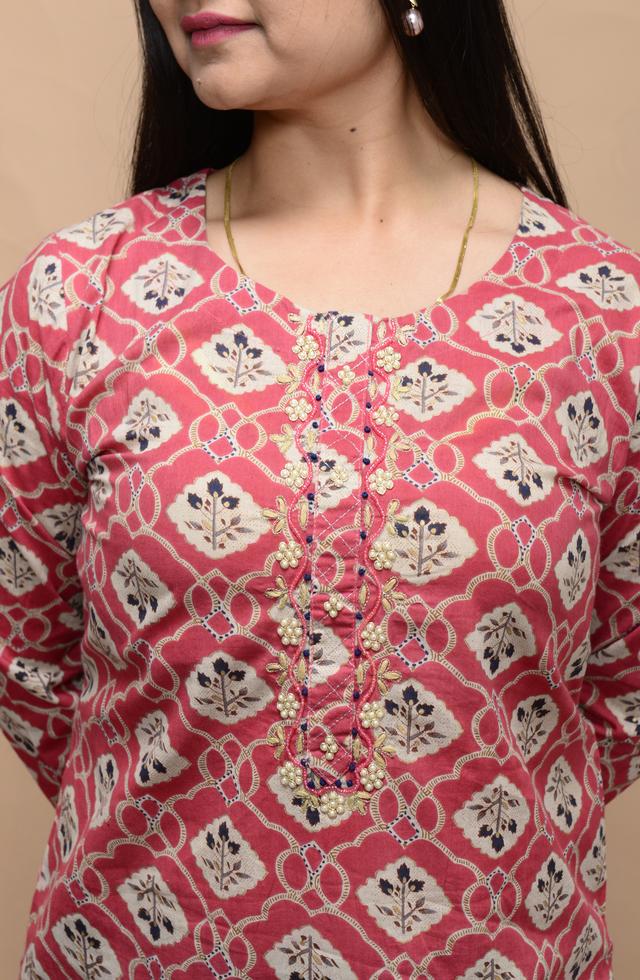 Women Bold Kurti With Zardozi Work