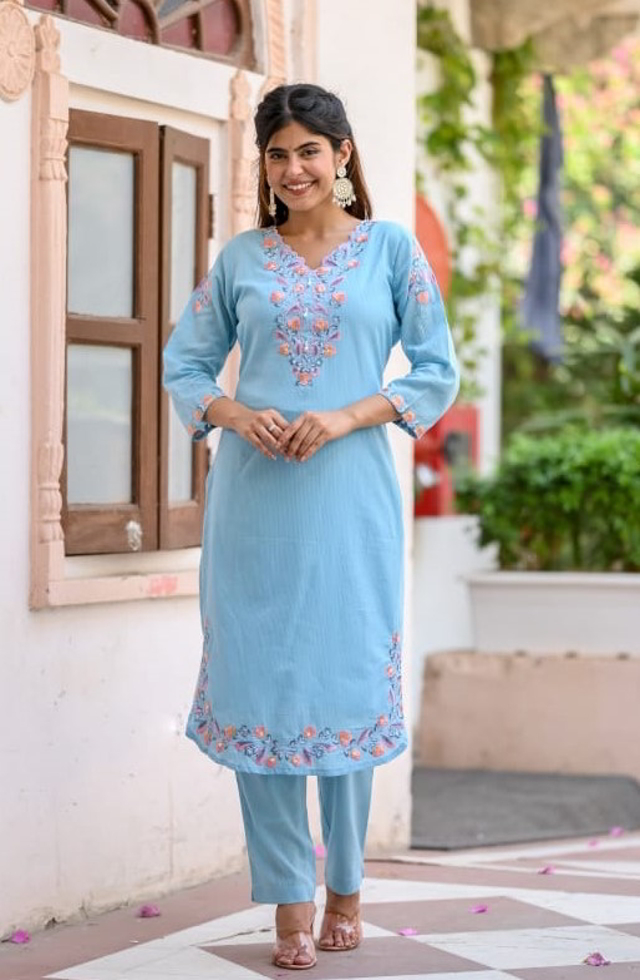 New Trendy Straight Suit Set