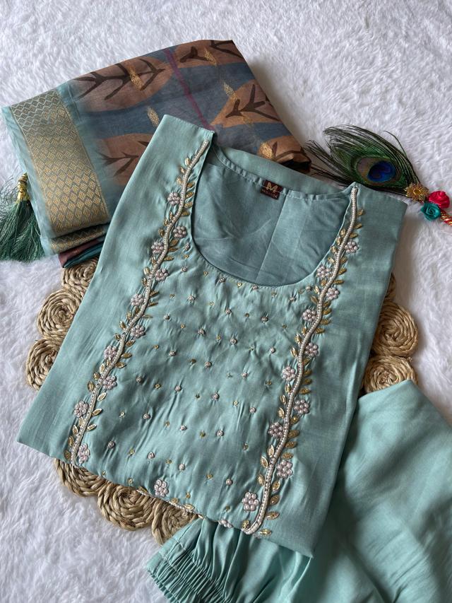 Delightfull Suit Set For Women