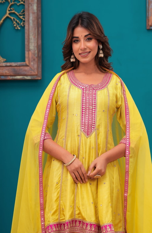 Trendy Women Suit Set