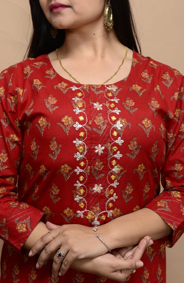 Maroon Printed Kurti With Yoke Design