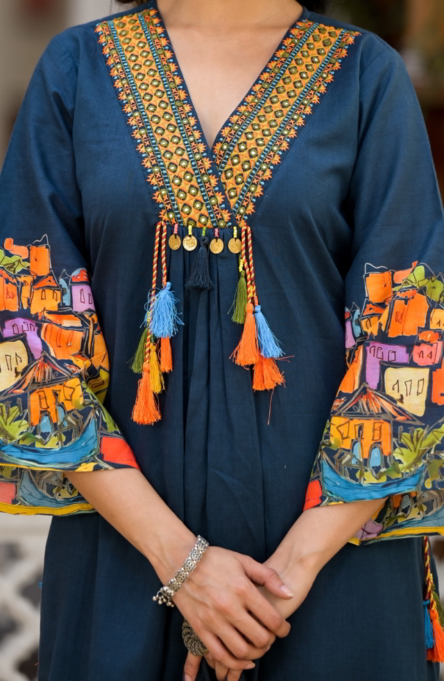 Beautiful Hand Printed Suit Set For Women