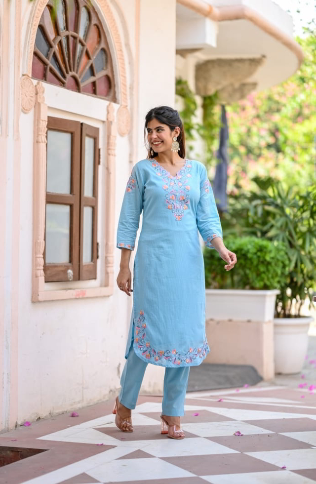 New Trendy Straight Suit Set
