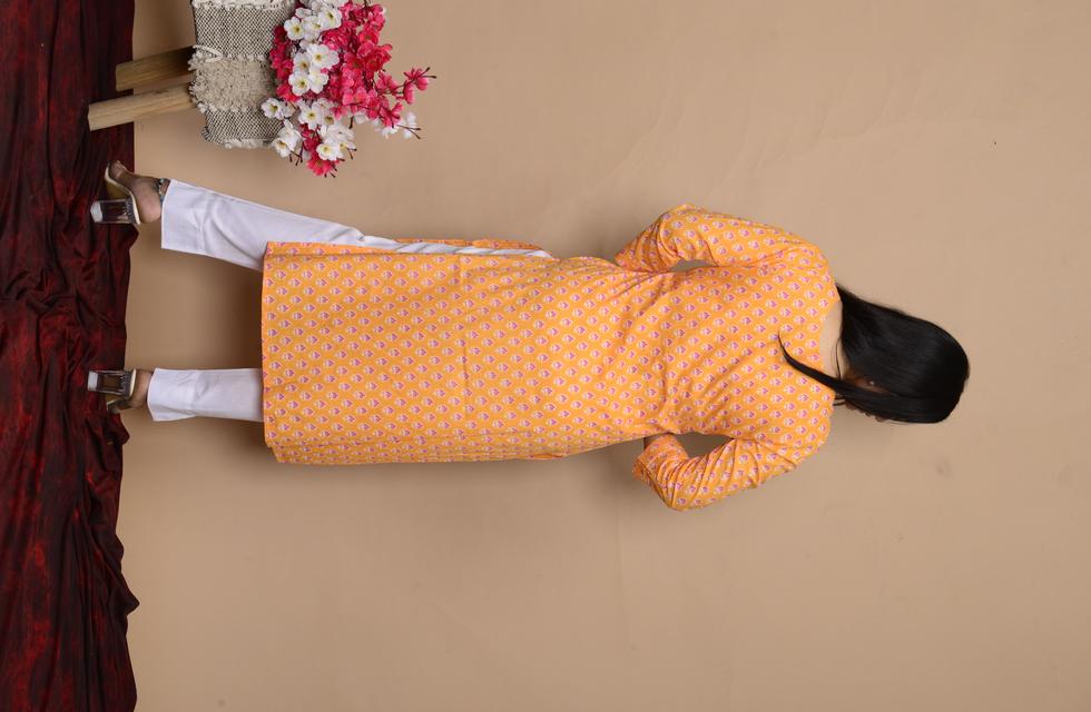 pEthnic Kesariya Kurta For Women